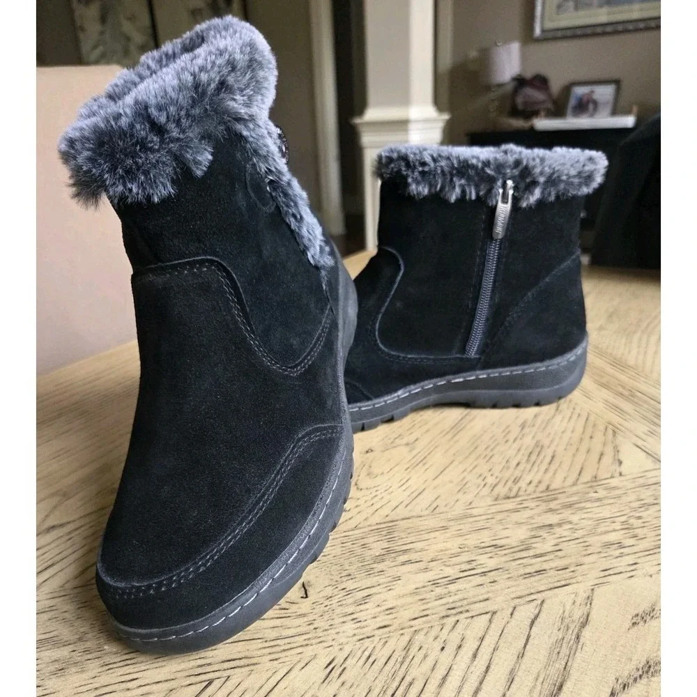 Khombu Boots Womens Size 9 Black Winter Memory Foam Warm All Weather Snow Rain